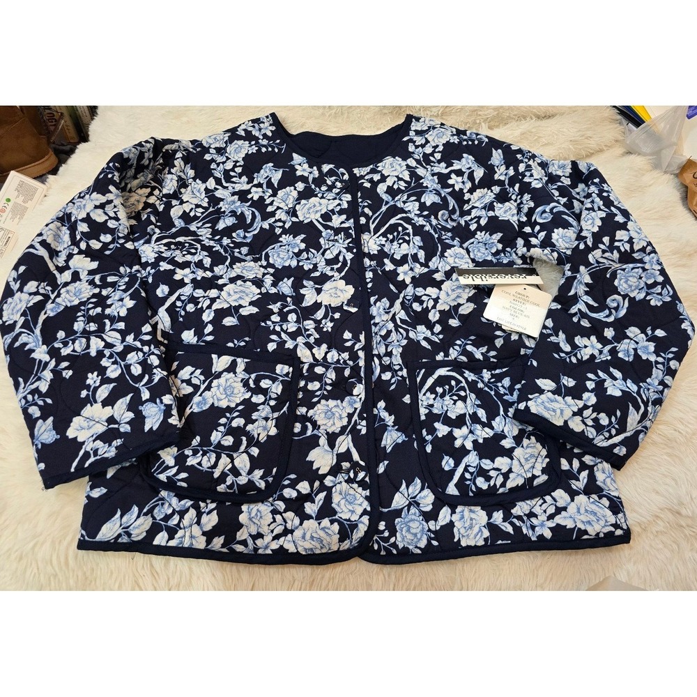 NWT Rachel Zoe Reversible Quilted Floral Jacket Size S Small Navy Blue